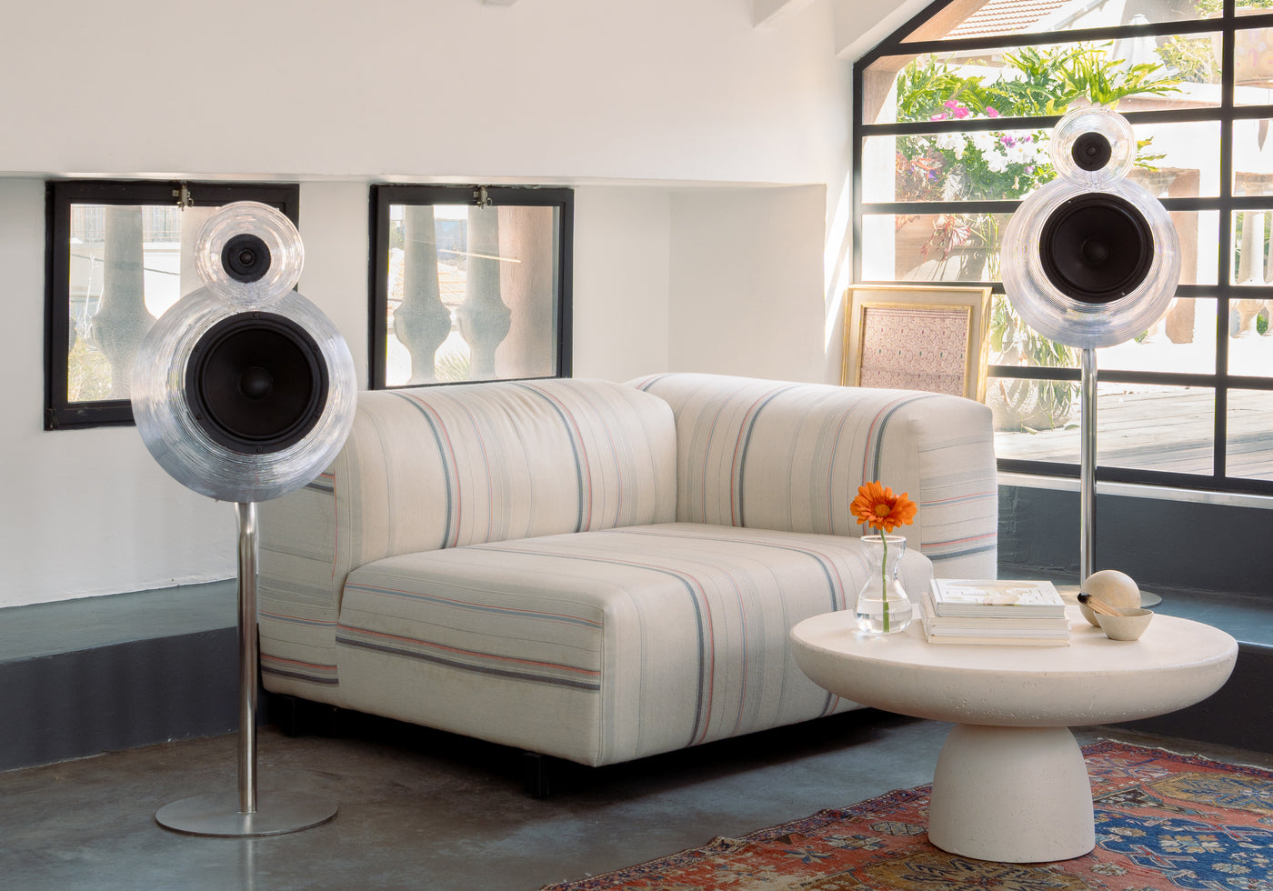 Full Width Image Desktop